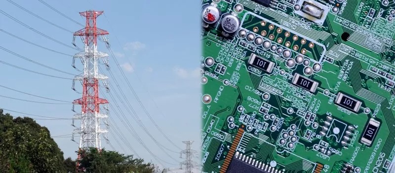 電力鉄塔と弱電基板